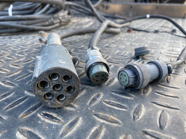 三菱ふそうスーパーグレートトレーラーヘッド（トラクターヘッド）大型（10t）[写真11]