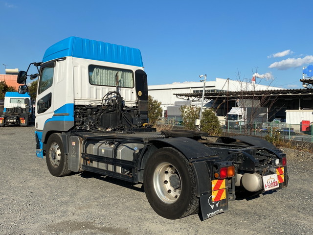 三菱ふそうスーパーグレートトレーラーヘッド（トラクターヘッド）大型（10t）[写真04]