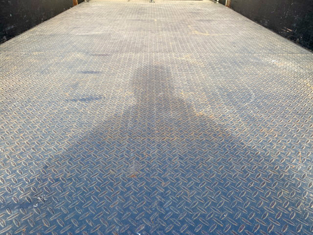 三菱ふそうキャンタークレーン4段小型（2t・3t）[写真13]