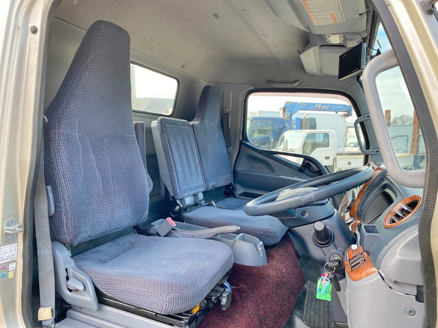 三菱ふそうキャンタークレーン4段小型（2t・3t）[写真34]