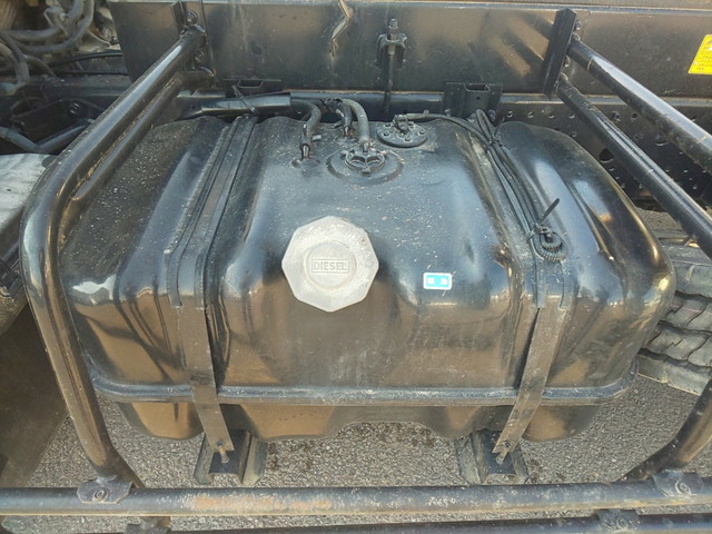 いすゞフォワードダンプ中型（4t）[写真19]