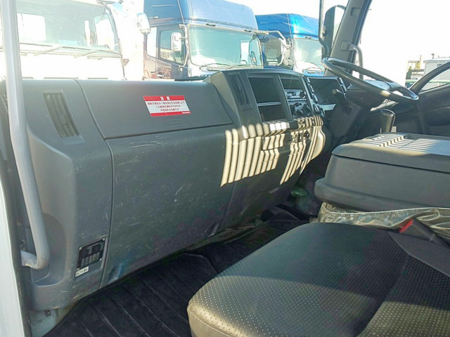 いすゞフォワードダンプ中型（4t）[写真33]