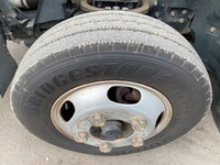 三菱ふそうキャンター平ボディ小型（2t・3t）[写真17]