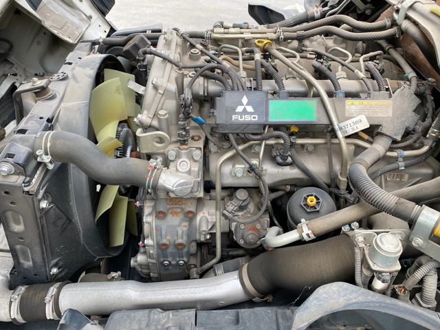 三菱ふそうキャンター平ボディ小型（2t・3t）[写真21]