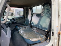 三菱ふそうキャンター平ボディ小型（2t・3t）[写真26]