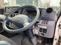 三菱ふそうキャンター平ボディ小型（2t・3t）[写真30]