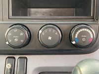 三菱ふそうキャンター平ボディ小型（2t・3t）[写真32]