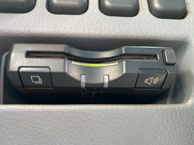 三菱ふそうキャンター平ボディ小型（2t・3t）[写真33]