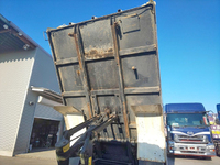 いすゞフォワードダンプ中型（4t）[写真17]