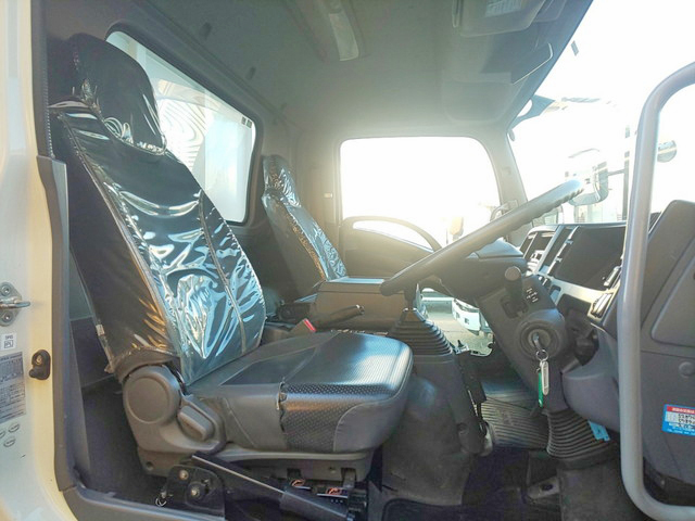 いすゞフォワードダンプ中型（4t）[写真28]