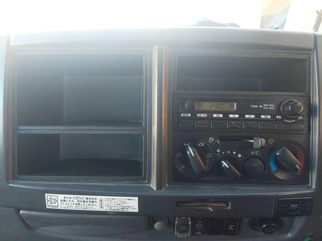 いすゞフォワードダンプ中型（4t）[写真37]