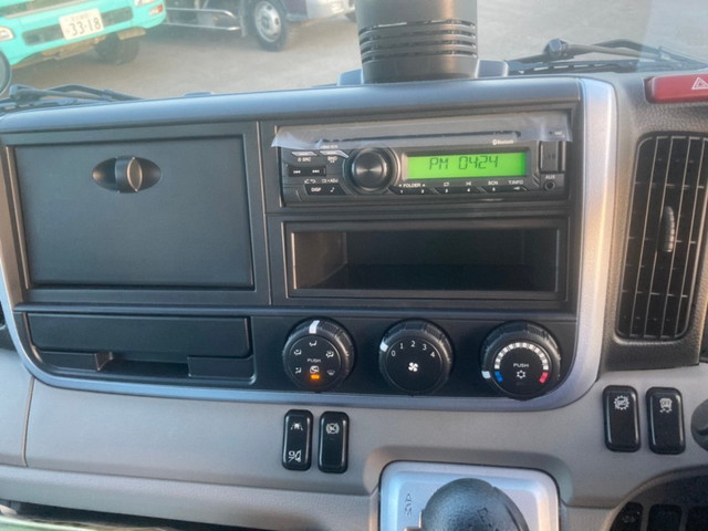 三菱ふそうキャンターアルミバン小型（2t・3t）[写真16]