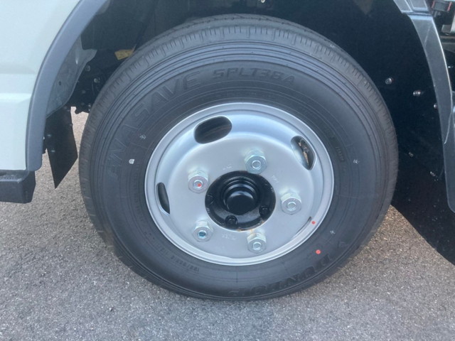 三菱ふそうキャンターアルミバン小型（2t・3t）[写真26]