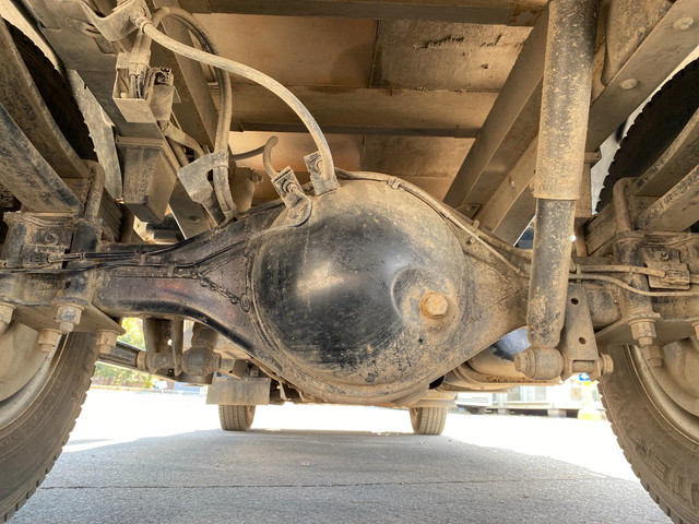 いすゞエルフクレーン3段小型（2t・3t）[写真18]