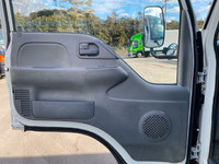 いすゞエルフクレーン3段小型（2t・3t）[写真24]