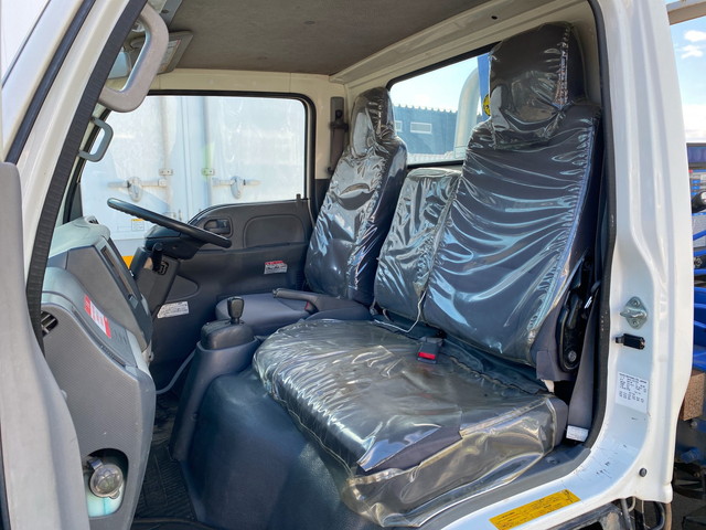 いすゞエルフクレーン3段小型（2t・3t）[写真26]