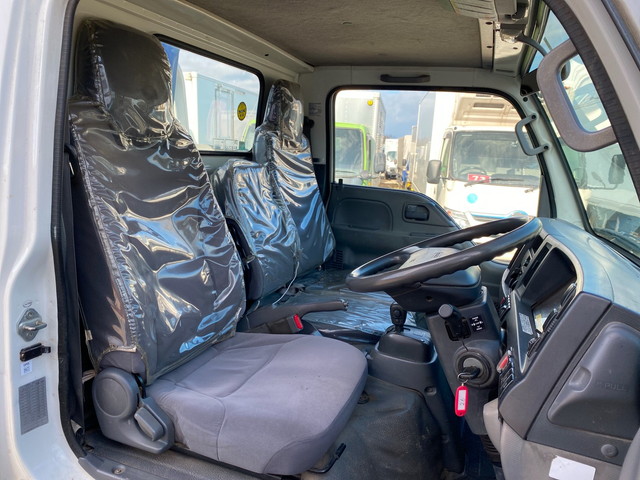 いすゞエルフクレーン3段小型（2t・3t）[写真27]