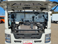 いすゞギガアルミウイング大型（10t）[写真11]