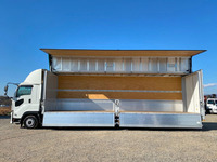 いすゞギガアルミウイング大型（10t）[写真06]