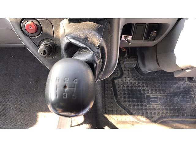 三菱ふそうキャンター幌車小型（2t・3t）[写真16]