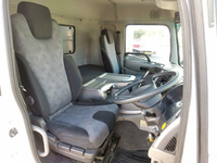 UDトラックスクオンアルミウイング大型（10t）[写真28]