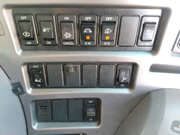 UDトラックスクオンアルミウイング大型（10t）[写真38]