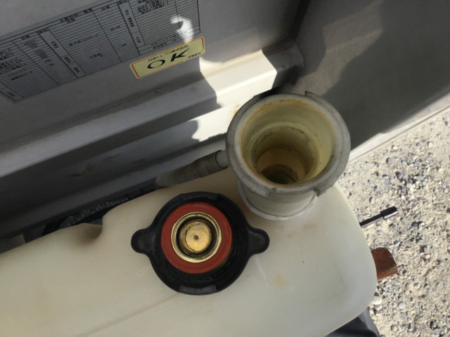 いすゞギガアルミウイング大型（10t）[写真20]