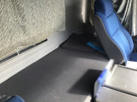 いすゞギガアルミウイング大型（10t）[写真21]