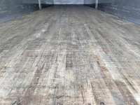 UDトラックスクオンアルミウイング大型（10t）[写真13]