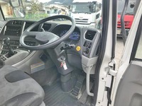 UDトラックスクオンアルミウイング大型（10t）[写真33]