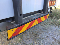 いすゞギガアルミウイング大型（10t）[写真10]