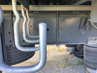 いすゞギガアルミウイング大型（10t）[写真15]