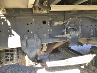 いすゞギガアルミウイング大型（10t）[写真16]