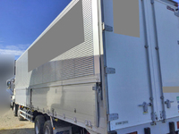 いすゞギガアルミウイング大型（10t）[写真02]