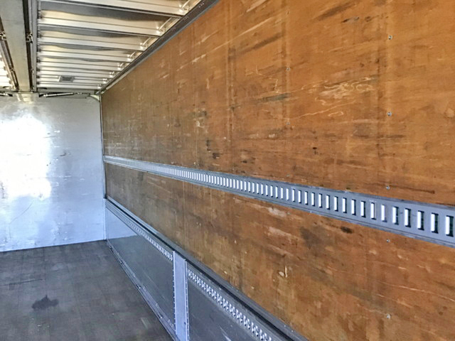 いすゞギガアルミウイング大型（10t）[写真07]