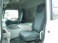 UDトラックスクオンアルミウイング大型（10t）[写真31]