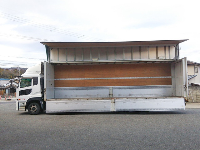 UDトラックスクオンアルミウイング大型（10t）[写真06]