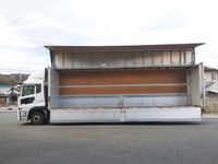 UDトラックスクオンアルミウイング大型（10t）[写真06]