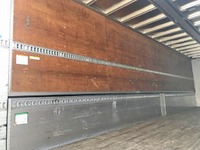 UDトラックスクオンアルミウイング大型（10t）[写真10]