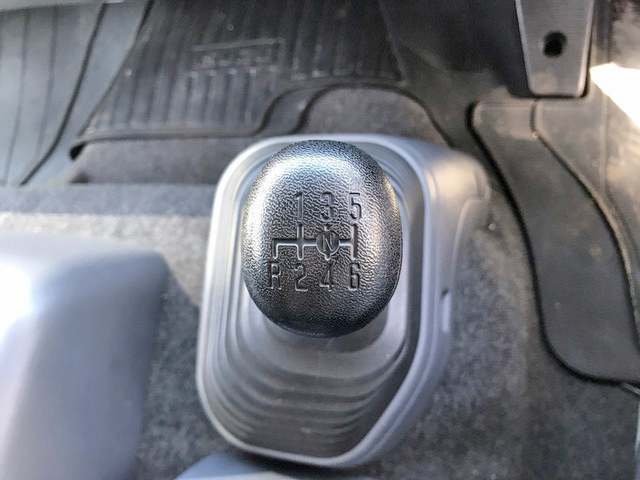 いすゞフォワードアルミウイング中型（4t）[写真20]