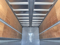 いすゞフォワードアルミウイング中型（4t）[写真09]