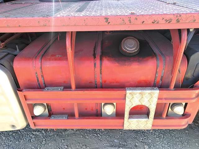 日野プロフィアトレーラーヘッド（トラクターヘッド）大型（10t）[写真14]