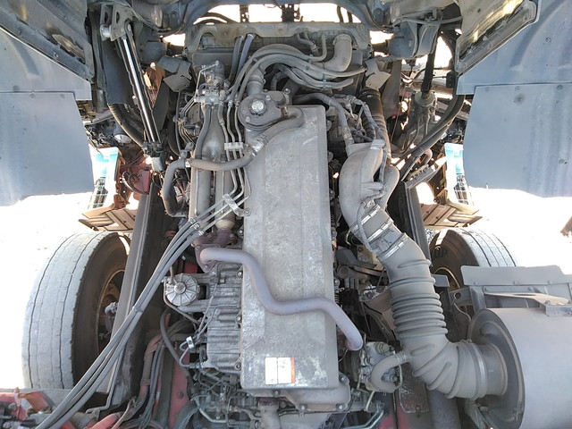 日野プロフィアトレーラーヘッド（トラクターヘッド）大型（10t）[写真21]