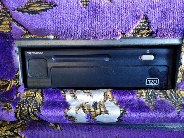 日野プロフィアトレーラーヘッド（トラクターヘッド）大型（10t）[写真35]