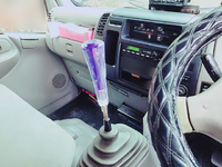 日野デュトロアルミバン小型（2t・3t）[写真29]