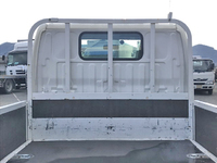 トヨタトヨエース平ボディ小型（2t・3t）[写真11]