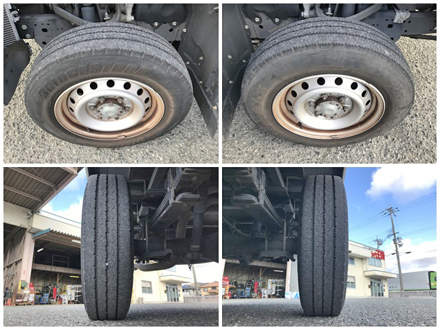 トヨタトヨエース平ボディ小型（2t・3t）[写真17]