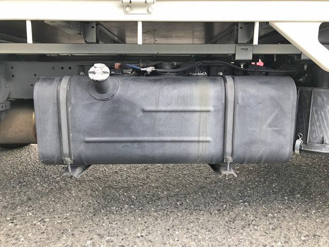 トヨタトヨエース平ボディ小型（2t・3t）[写真19]