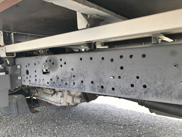 トヨタトヨエース平ボディ小型（2t・3t）[写真20]