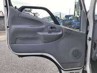 トヨタトヨエース平ボディ小型（2t・3t）[写真25]